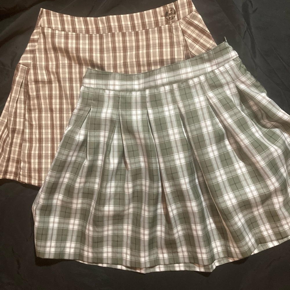 Hesperus pleated wrap skirt, Sim & Sam pleated skirt